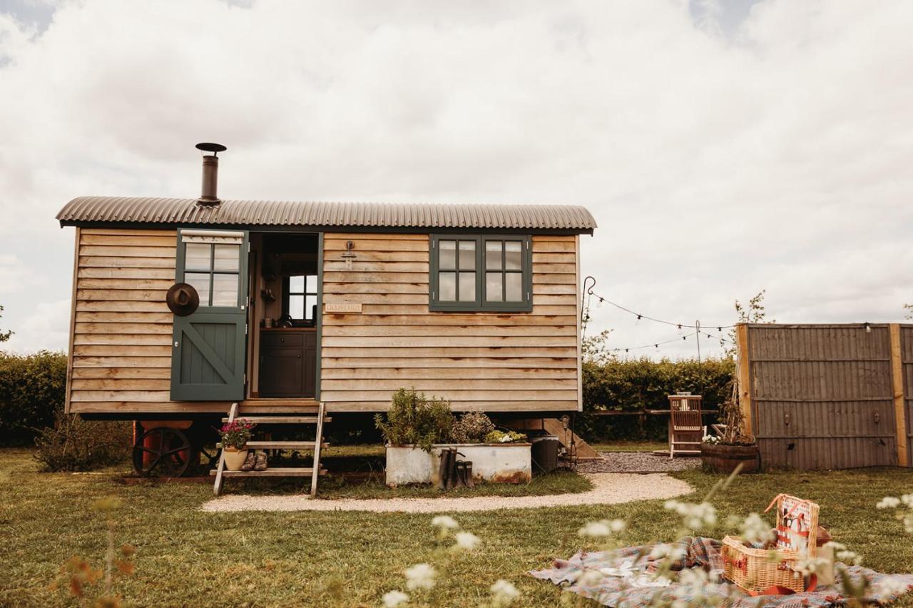 Fenland Retreats At Willow Grange Farm Cambridge  Phòng bức ảnh